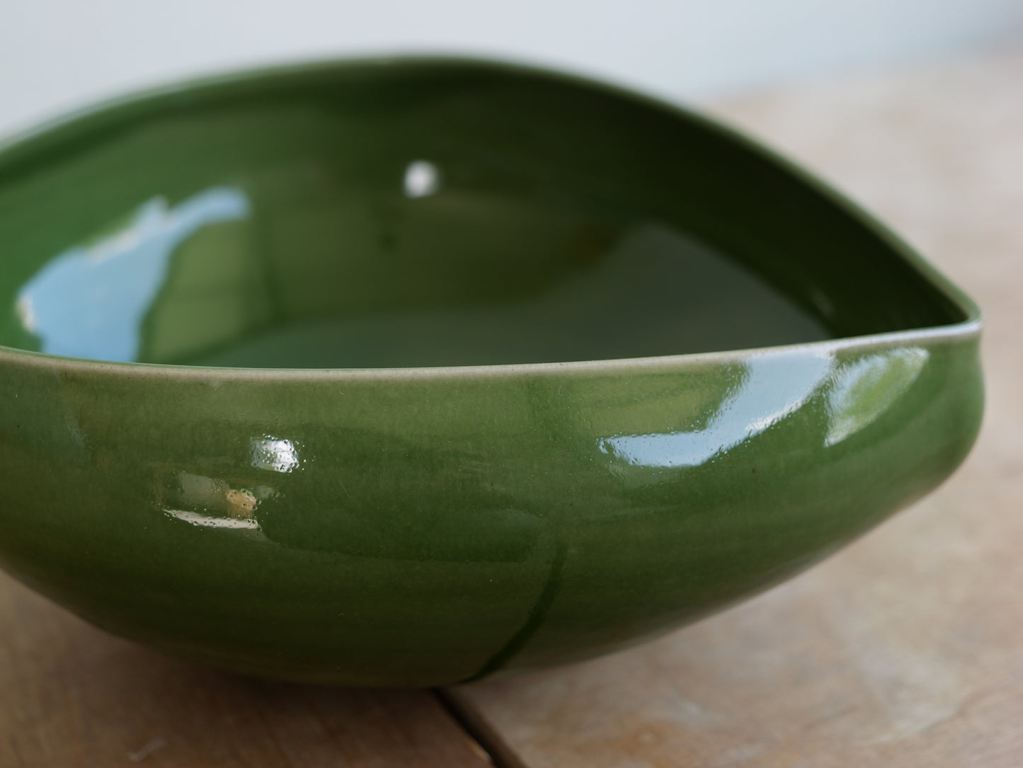 Green droplet bowl