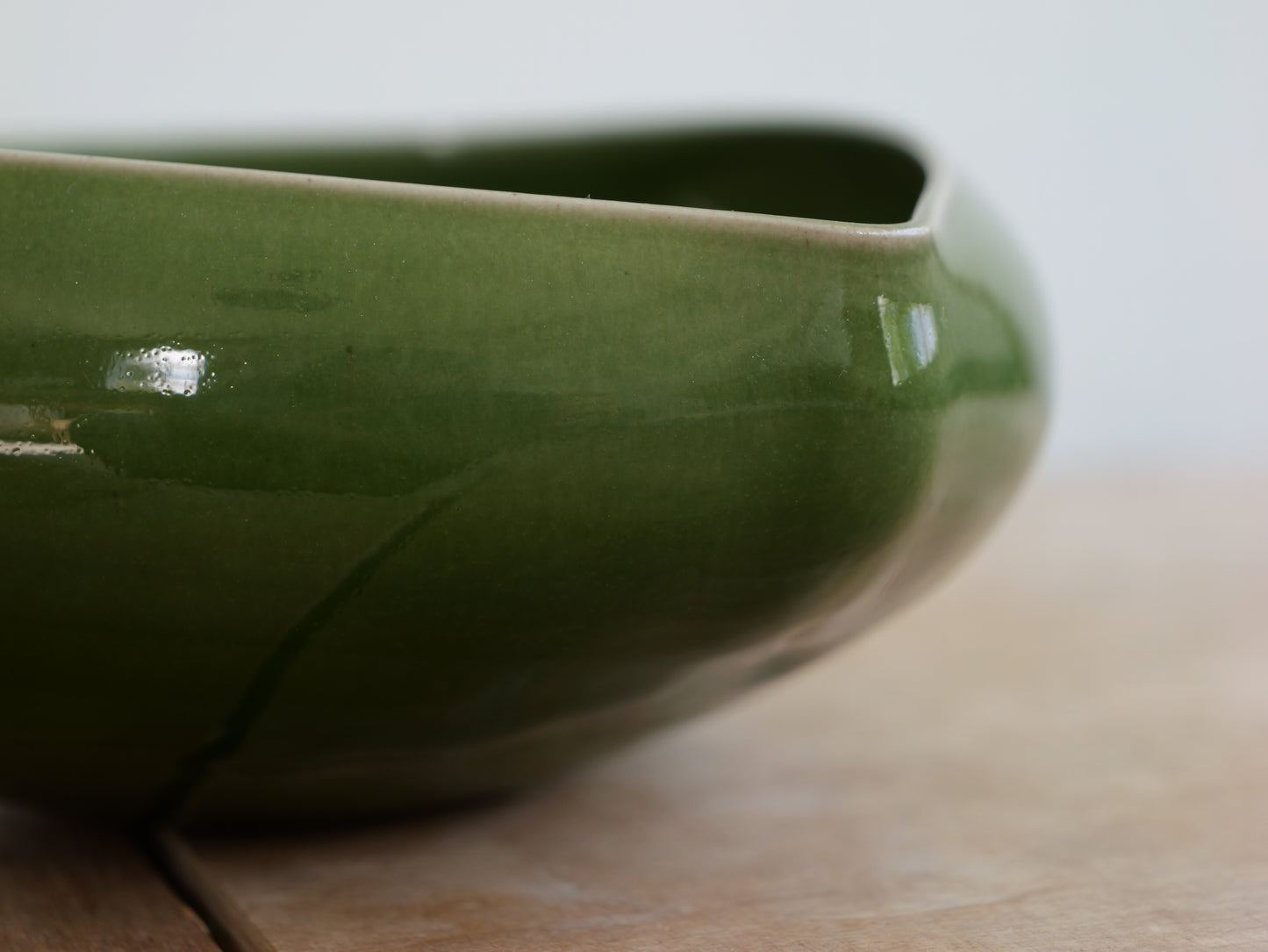 Green droplet bowl