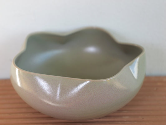 Five-petalled flower bowl