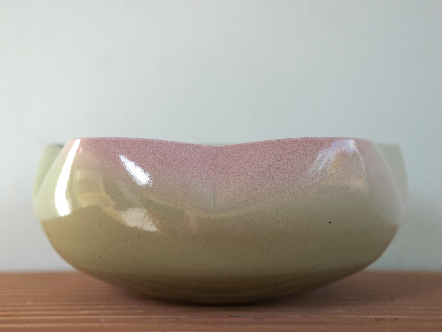 Five-petalled flower bowl (larger)