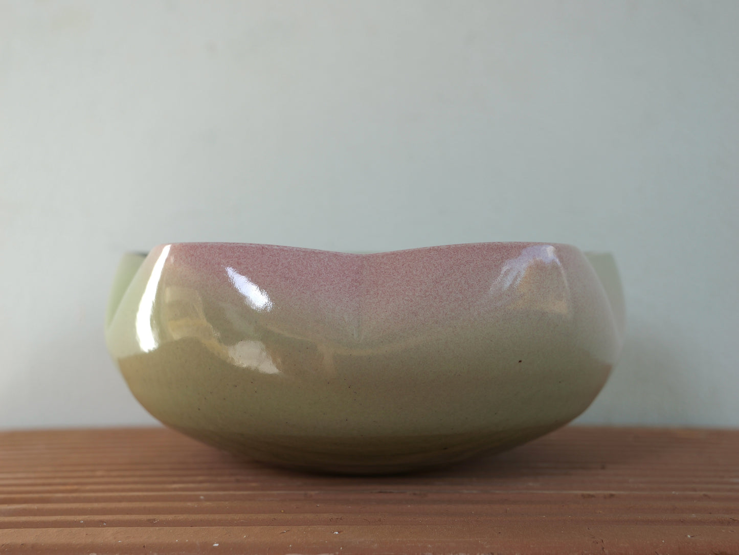 Five-petalled flower bowl (larger)
