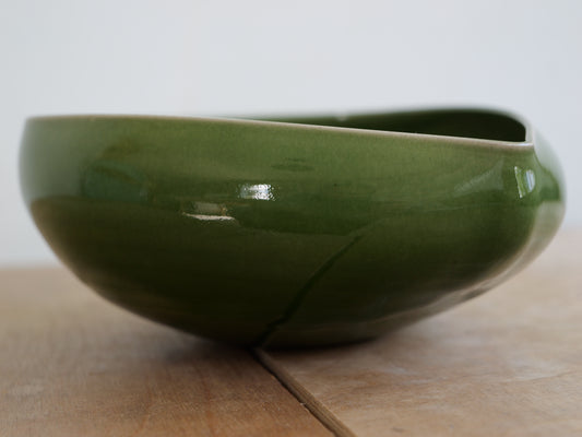 Green droplet bowl