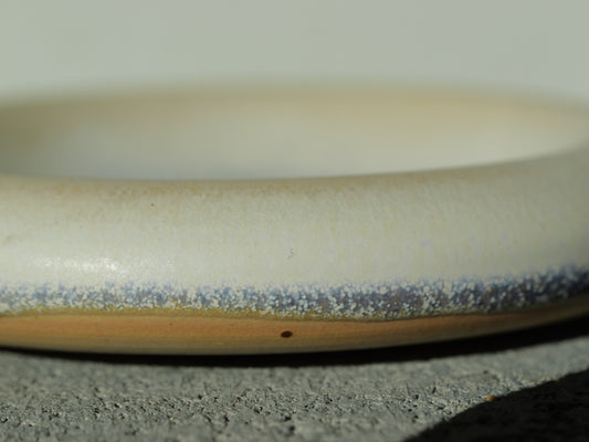 Small plate with purple-blue magic