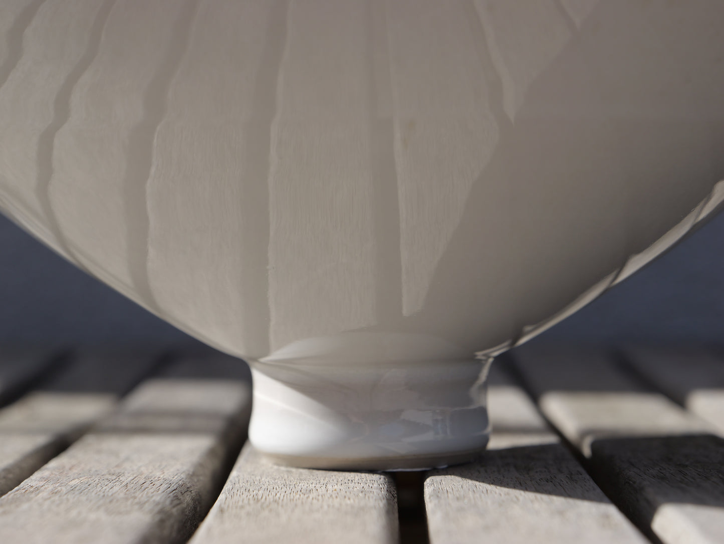 Glossy white footed bowl