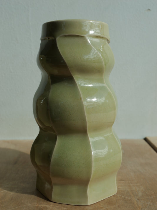 Green spiral vase 4